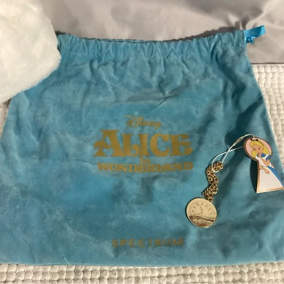 SPECTRUM Disney Alice in Wonderland White Kisslock Cosmetic Bag Clutch w/ Charm - Picture 9 of 10